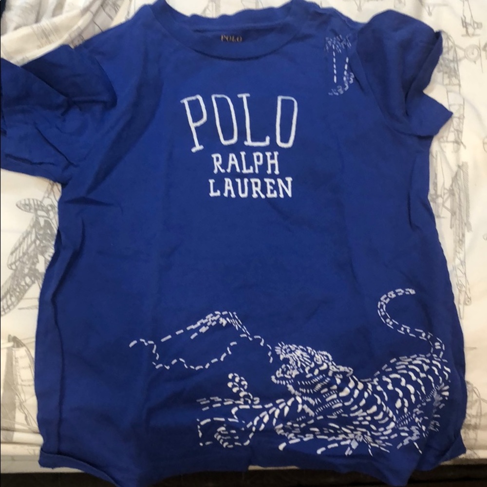 Polo t shirt